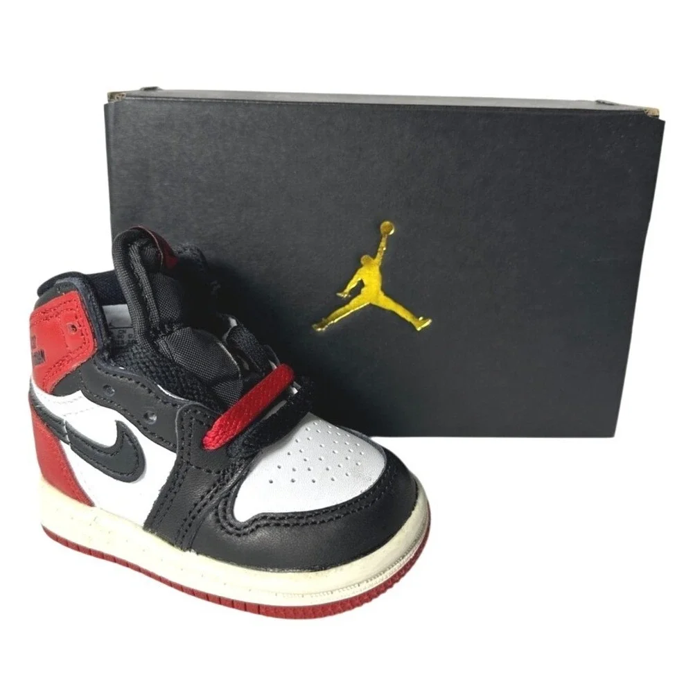 Air Jordan Retro 1 High OG Black Toe‎ Toddler Size 3 White Varsity Red FD1413106